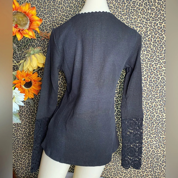 🌴3/$30🌴DOE & RAE Black Lace Long Sleeved Ribbed Henley Top NWT - Picture 6 of 10